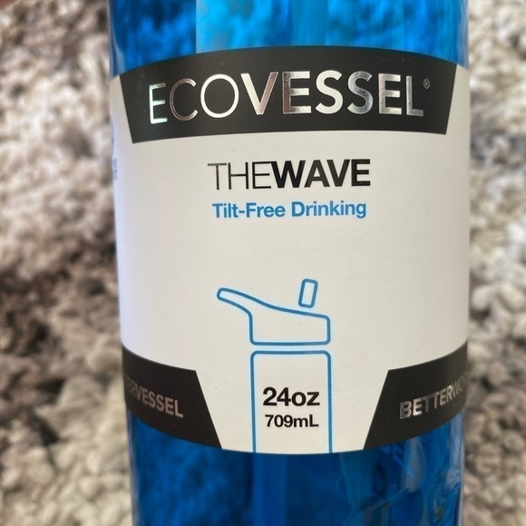 NWT ECOVESSEL THE WAVE TILT FREE DRINKING BOTTLE BLUE 24oz - Picture 2 of 7